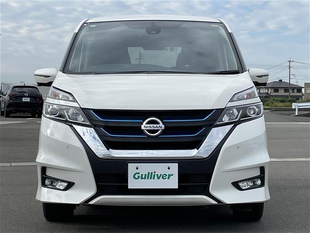 セレナ e-パワー ハイウェイスターV 純正ナビゲーション アラウンドビューモニター フリップダウンモニター プロパイロット インテリジェントルームミラー 両側パワースライドドア 革巻きステアリング ステアリングリモコン ハンドルヒーター(22枚目)