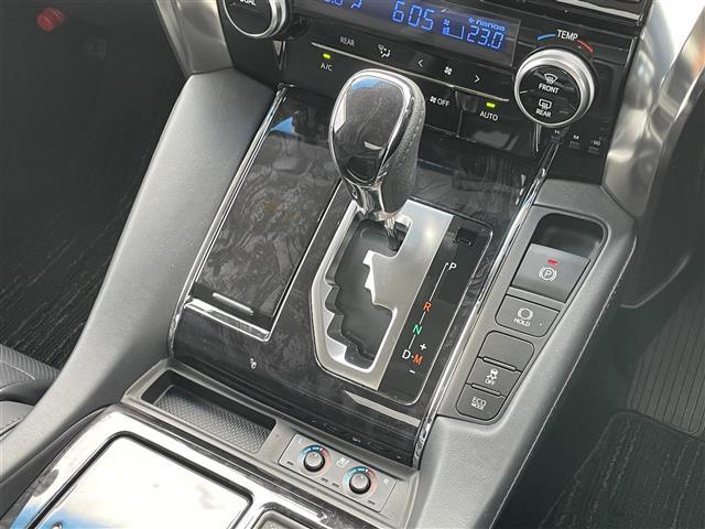 アルファード 2.5S Cパッケージ 純正ナビ バックカメラ ツインムーンルーフ フリップダウンモニター デジタルインナーミラー 100V電源両側パワースライドドア パワーバックドア ベンチレーション ハンドルヒーター ETC2.0(9枚目)