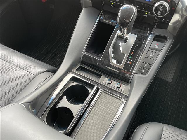 アルファード 2.5S Cパッケージ 純正ナビ バックカメラ ツインムーンルーフ フリップダウンモニター デジタルインナーミラー 100V電源両側パワースライドドア パワーバックドア ベンチレーション ハンドルヒーター ETC2.0(11枚目)