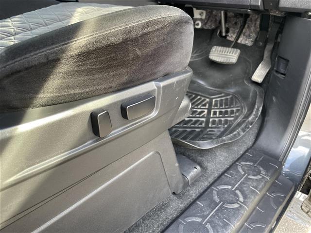 デリカD:5 G パワーパッケージ 4WD 社外ナビ フリップダウンモニター アラウンドビューモニター電動サイドステップ 電子パーキングブレーキ シートヒーター パワーシート 両側パワースライドドア パワーバックドア MTモード付AT(14枚目)