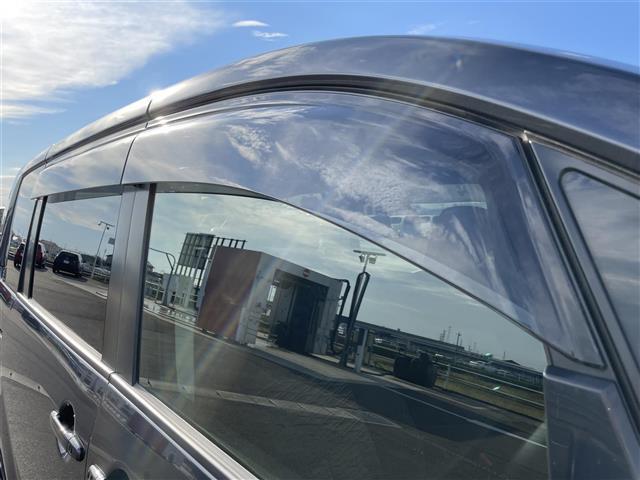 デリカD:5 G パワーパッケージ 4WD 社外ナビ フリップダウンモニター アラウンドビューモニター電動サイドステップ 電子パーキングブレーキ シートヒーター パワーシート 両側パワースライドドア パワーバックドア MTモード付AT(27枚目)