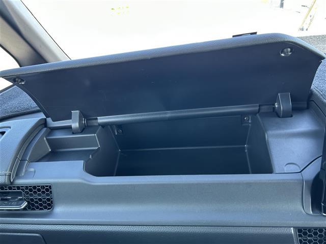 ステップワゴン e:HEVスパーダ ホンダセンシング ACC ブラインドスポットモニター 衝突軽減ブレーキ オートホールド バックカメラ ビルトインETC シートヒーター 純正ナビ BT フルセグTV CD SD USB 純正ホイール(12枚目)