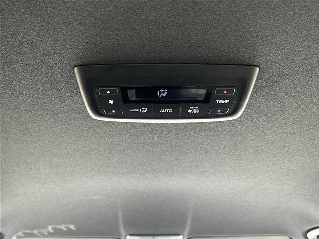 ステップワゴン e:HEVスパーダ ホンダセンシング ACC ブラインドスポットモニター 衝突軽減ブレーキ オートホールド バックカメラ ビルトインETC シートヒーター 純正ナビ BT フルセグTV CD SD USB 純正ホイール(23枚目)
