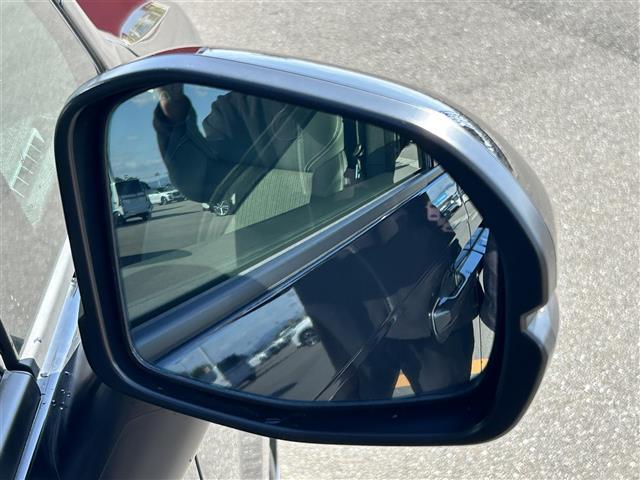 ステップワゴン e:HEVスパーダ ホンダセンシング ACC ブラインドスポットモニター 衝突軽減ブレーキ オートホールド バックカメラ ビルトインETC シートヒーター 純正ナビ BT フルセグTV CD SD USB 純正ホイール(37枚目)