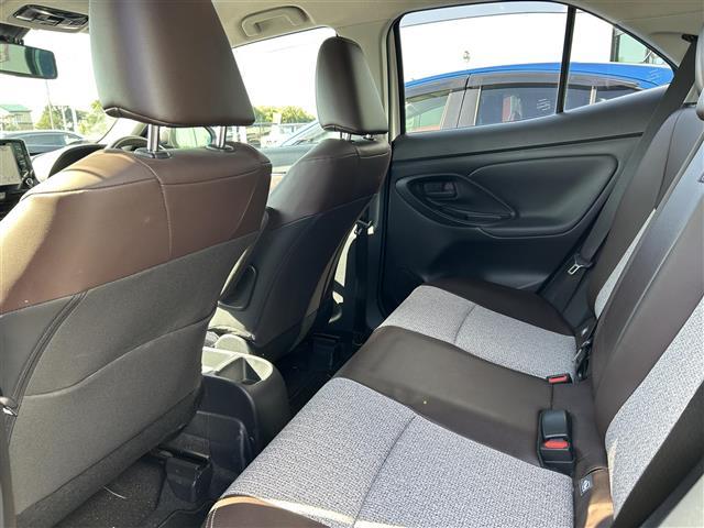 ヤリスクロス ハイブリッドZ トヨタセーフティセンス ACC ブラインドスポットモニター レーンキープアシスト 横滑り防止機能 パワーシート ハーフレザー ディスプレイオーディオ ドライブレコーダー ビルトインETC(19枚目)