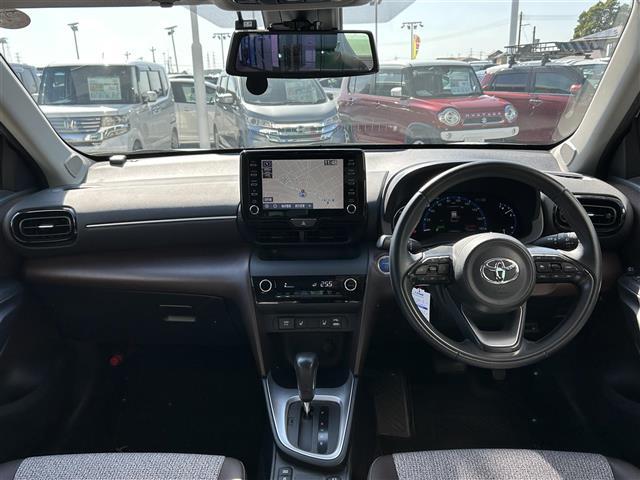 ヤリスクロス ハイブリッドZ トヨタセーフティセンス ACC ブラインドスポットモニター レーンキープアシスト 横滑り防止機能 パワーシート ハーフレザー ディスプレイオーディオ ドライブレコーダー ビルトインETC(21枚目)