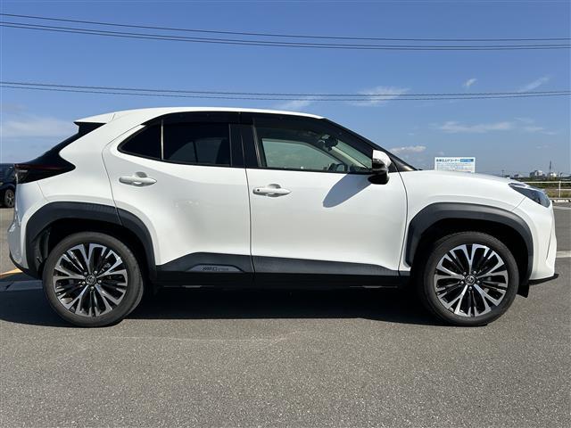 ヤリスクロス ハイブリッドZ トヨタセーフティセンス ACC ブラインドスポットモニター レーンキープアシスト 横滑り防止機能 パワーシート ハーフレザー ディスプレイオーディオ ドライブレコーダー ビルトインETC(27枚目)