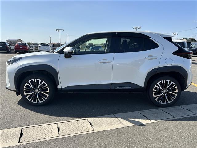 ヤリスクロス ハイブリッドZ トヨタセーフティセンス ACC ブラインドスポットモニター レーンキープアシスト 横滑り防止機能 パワーシート ハーフレザー ディスプレイオーディオ ドライブレコーダー ビルトインETC(31枚目)