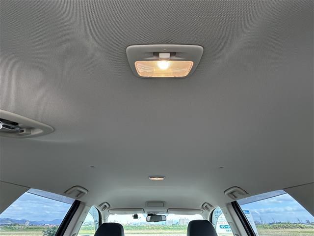 アウトランダーPHEV Gナビパッケージ ◇プラグインハイブリッド◇純正SDナビゲーション・フルセグTV/CD/DVD/SD/Bluetooth◇マルチアラウンドモニター◇前方ドライブレコーダー◇ビルトインETC◇エレクトリックテ(39枚目)