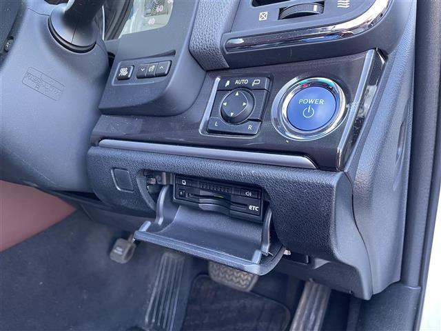 クラウンハイブリッド アスリートＳ　◇ワンオーナー◇純正メモリーナビゲーション・フルセグＴＶ／ＣＤ／ＤＶＤ／ＨＤＤ／ＵＳＢ／Ｂｌｕｅｔｏｏｔｈ◇バックカメラ◇ビルトインＥＴＣ◇クルーズコントロール◇ＤＮ席シートヒーター（4枚目）