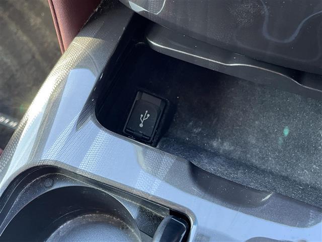 クラウンハイブリッド アスリートＳ　◇ワンオーナー◇純正メモリーナビゲーション・フルセグＴＶ／ＣＤ／ＤＶＤ／ＨＤＤ／ＵＳＢ／Ｂｌｕｅｔｏｏｔｈ◇バックカメラ◇ビルトインＥＴＣ◇クルーズコントロール◇ＤＮ席シートヒーター（11枚目）