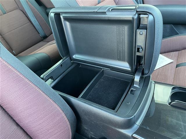 クラウンハイブリッド アスリートＳ　◇ワンオーナー◇純正メモリーナビゲーション・フルセグＴＶ／ＣＤ／ＤＶＤ／ＨＤＤ／ＵＳＢ／Ｂｌｕｅｔｏｏｔｈ◇バックカメラ◇ビルトインＥＴＣ◇クルーズコントロール◇ＤＮ席シートヒーター（12枚目）