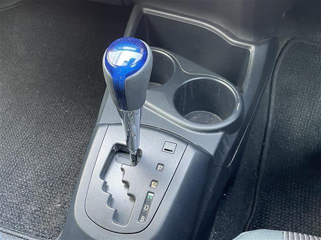 アクア Ｓスタイルブラック　◇社外ＳＤナビゲーション・フルセグＴＶ／ＣＤ／ＤＶＤ／ＳＤ／Ｂｌｕｅｔｏｏｔｈ◇バックカメラ◇ビルトインＥＴＣ◇ＩＳＯＦＩＸ対応◇ステアリングリモコン◇純正ＬＥＤヘッドライト・オートマチ（10枚目）