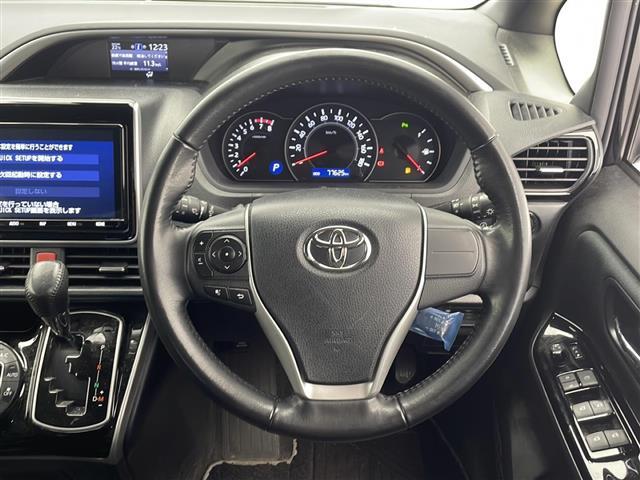 ヴォクシー ＺＳ　煌ＩＩ（2枚目）