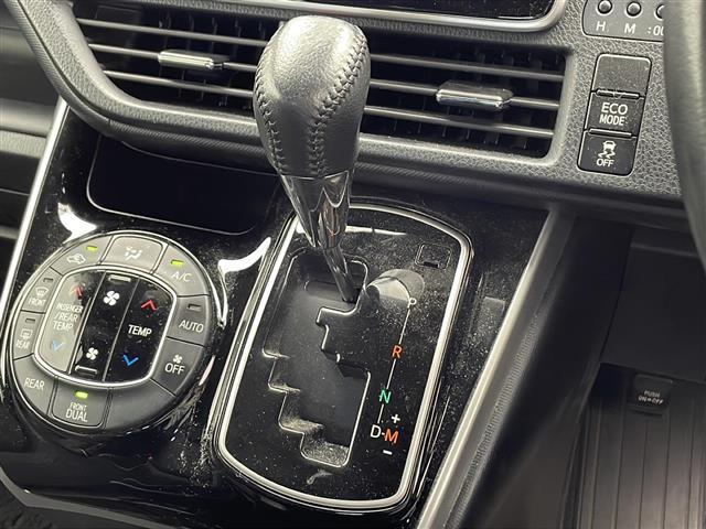 ヴォクシー ＺＳ　煌ＩＩ（17枚目）