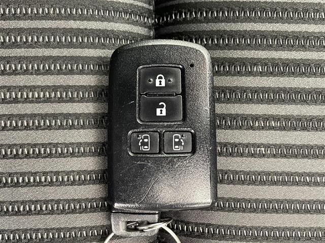 ヴォクシー ＺＳ　煌ＩＩ（18枚目）