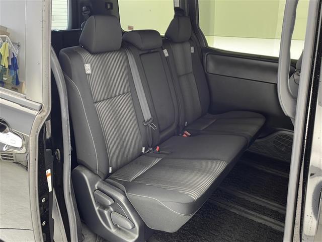 ヴォクシー ＺＳ　煌ＩＩ（27枚目）