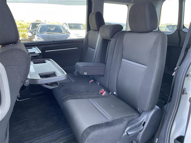 ステップワゴンスパーダ スパーダ　ホンダセンシング　◇純正９インチＳＤナビゲーション・フルセグＴＶ／ＣＤ／ＤＶＤ／ＳＤ／Ｂｌｕｅｔｏｏｔｈ◇純正フリップダウンモニター◇バックカメラ◇前方ドライブレコーダー◇ビルトインＥＴＣ◇両側パワースライ（13枚目）