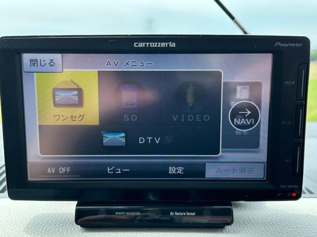 ムーブ　アップ！　．ナビ．ワンセグＴＶ．ＥＴＣ車載器．ＨＩＤ．低速衝突軽減ブレーキ．横滑り防止．ＣＤプレーヤー．パワーウィンドウ．ＡＵＸ．盗難防止システム．(18枚目)