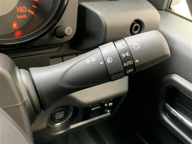 XC 届出済み未使用車 4WD セーフティサポート シートヒーター クルーズコントロール 衝突軽減 車線逸脱警報 LEDヘッドライト オートライト ヘッドライトウォッシャー 純正16インチアルミホイール(10枚目)