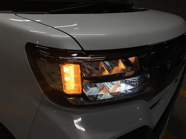 ファンクロス 届出済未使用車 9インチディスプレイオーディオ パノラマモニター スマートアシスト ウェルカムパワースライドドア パノラマパーキングアシスト シートヒーター 電動パーキングブレーキ LEDヘッドライト(25枚目)
