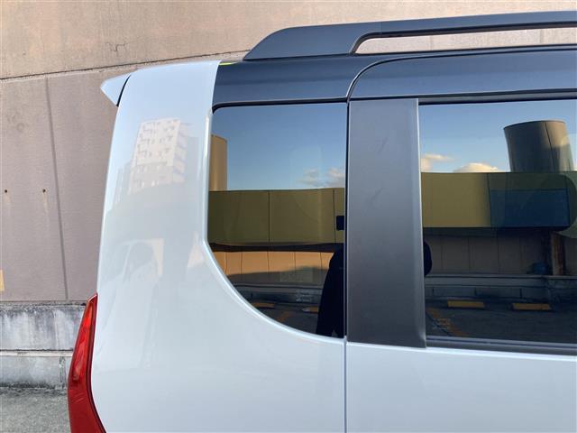 ファンクロス 届出済未使用車 9インチディスプレイオーディオ パノラマモニター スマートアシスト ウェルカムパワースライドドア パノラマパーキングアシスト シートヒーター 電動パーキングブレーキ LEDヘッドライト(41枚目)