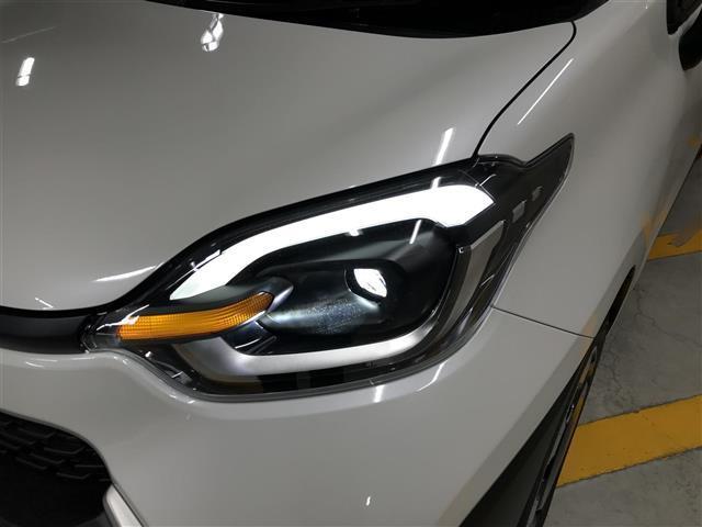 ハイブリッドZ 登録済未使用車 10.5インチディスプレイオーディオ パノラミックビュー モニター トヨタセーフティセンス レーダークルーズコントロール LEDヘッドランプ BSM 両側パワースライドドア ETC(24枚目)
