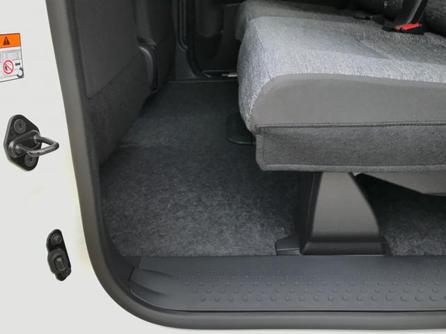 ハイブリッドZ 登録済未使用車 10.5インチディスプレイオーディオ パノラミックビュー モニター トヨタセーフティセンス レーダークルーズコントロール LEDヘッドランプ BSM 両側パワースライドドア ETC(59枚目)