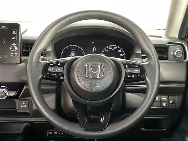 G 登録済未使用車 ホンダコネクトナビ バックカメラ ワイヤレス充電 ETC2.0 LEDヘッドライト オートライト オートハイビーム レーダークルーズコントロール 衝突軽減 誤発進抑制 コーナーセンサー(11枚目)