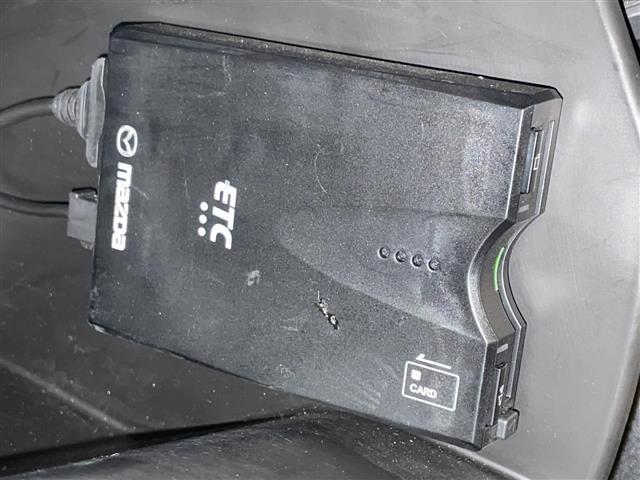 XD プロアクティブ マツダコネクト TV/DVD バックカメラ 衝突軽減 BSM レーダークルコン 電動リアゲート ETC 前席シートヒーター ステアリングヒーター D席パワーシート シートメモリー 電動パーキング L(7枚目)