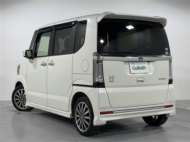 Ｇ・ターボＬパッケージ　禁煙車　純正ナビ　フルセグ　両側パワースライドドア　ＥＴＣ　ドライブレコーダー　革巻きステアリング　ステアリングスイッチ　クルーズコントロール　バックカメラ　パドルシフト　ドアバイザー　フォグランプ(20枚目)