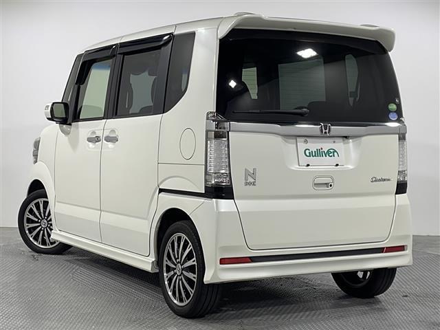 Ｇ　ターボＳＳパッケージ　禁煙車　社外８インチナビ　ＣＤ　ＤＶＤ　フルセグＴＶ　Ｂｌｕｅｔｏｏｔｈ　両側パワースライドドア　ＥＴＣ　パドルシフト　革巻きステアリング　クルーズコントロール　ドアバイザー　ステアリングスイッチ(20枚目)