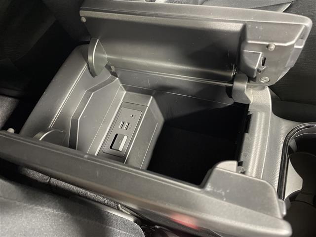 ＣＸ－８ ＸＤ　純正ナビ　バックカメラ　衝突軽減ブレーキ　レーダークルーズ　車線逸脱警報　オートハイビーム　誤発進抑制機能　ブラインドスポットモニター　コーナーセンサー　ＬＥＤヘッドランプ　純正１７インチＡＷ　ＥＴＣ（37枚目）
