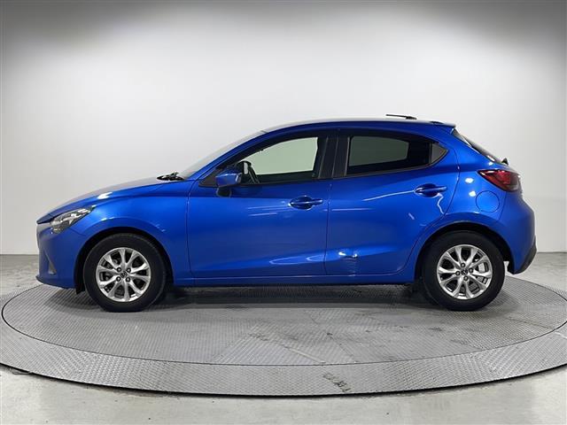 デミオ XD 純正ナビ バックカメラ 衝突軽減ブレーキ スマートキー ETC ドライブレコーダー ステアリングスイッチ Bluetooth 純正15インチアルミホイール アイドリングストップ ヘッドランプレベライザ(21枚目)