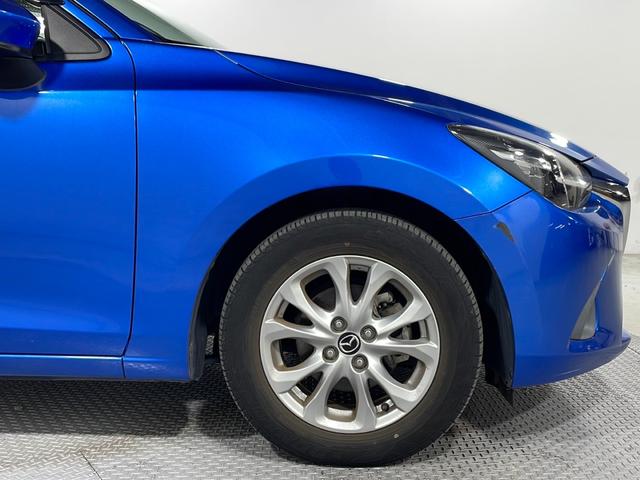 デミオ XD 純正ナビ バックカメラ 衝突軽減ブレーキ スマートキー ETC ドライブレコーダー ステアリングスイッチ Bluetooth 純正15インチアルミホイール アイドリングストップ ヘッドランプレベライザ(63枚目)