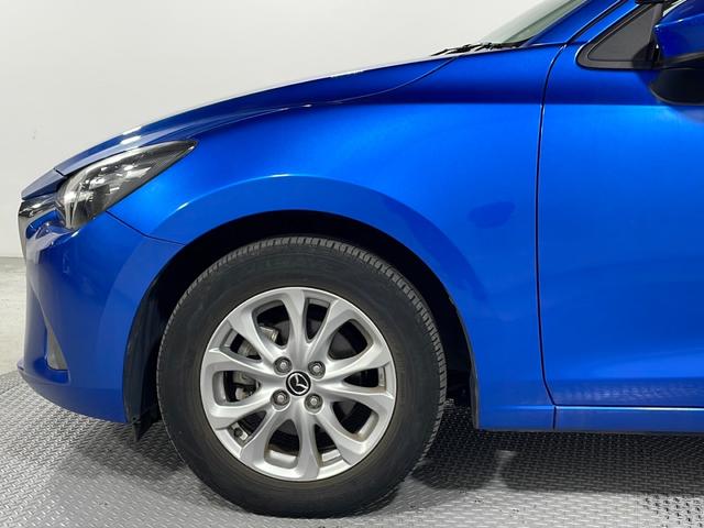 デミオ XD 純正ナビ バックカメラ 衝突軽減ブレーキ スマートキー ETC ドライブレコーダー ステアリングスイッチ Bluetooth 純正15インチアルミホイール アイドリングストップ ヘッドランプレベライザ(68枚目)