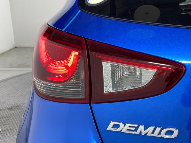 デミオ XD 純正ナビ バックカメラ 衝突軽減ブレーキ スマートキー ETC ドライブレコーダー ステアリングスイッチ Bluetooth 純正15インチアルミホイール アイドリングストップ ヘッドランプレベライザ(74枚目)