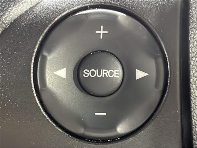 シャトル ハイブリッドX 純正ナビ バックカメラ クルーズコントロール ETC ドライブレコーダー フルセグTV Bluetooth スマートキー ステアリングスイッチ パドルシフト LEDヘッドランプ ハーフレザー フォグ(9枚目)