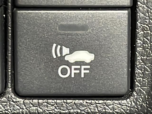 シャトル ハイブリッドX 純正ナビ バックカメラ クルーズコントロール ETC ドライブレコーダー フルセグTV Bluetooth スマートキー ステアリングスイッチ パドルシフト LEDヘッドランプ ハーフレザー フォグ(12枚目)