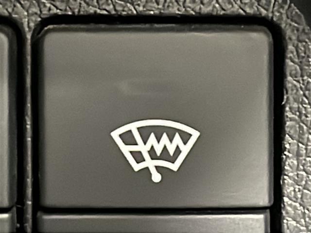 シャトル ハイブリッドX 純正ナビ バックカメラ クルーズコントロール ETC ドライブレコーダー フルセグTV Bluetooth スマートキー ステアリングスイッチ パドルシフト LEDヘッドランプ ハーフレザー フォグ(13枚目)