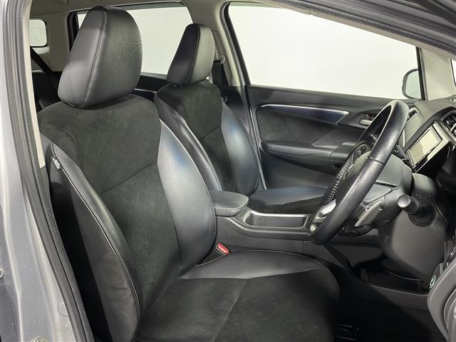 シャトル ハイブリッドX 純正ナビ バックカメラ クルーズコントロール ETC ドライブレコーダー フルセグTV Bluetooth スマートキー ステアリングスイッチ パドルシフト LEDヘッドランプ ハーフレザー フォグ(14枚目)