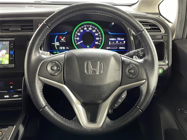 シャトル ハイブリッドX 純正ナビ バックカメラ クルーズコントロール ETC ドライブレコーダー フルセグTV Bluetooth スマートキー ステアリングスイッチ パドルシフト LEDヘッドランプ ハーフレザー フォグ(28枚目)