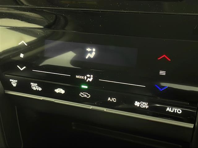 シャトル ハイブリッドX 純正ナビ バックカメラ クルーズコントロール ETC ドライブレコーダー フルセグTV Bluetooth スマートキー ステアリングスイッチ パドルシフト LEDヘッドランプ ハーフレザー フォグ(30枚目)