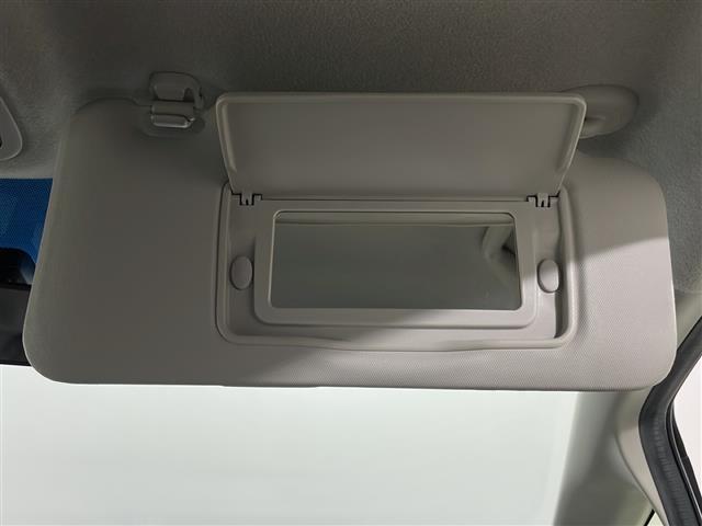 シャトル ハイブリッドX 純正ナビ バックカメラ クルーズコントロール ETC ドライブレコーダー フルセグTV Bluetooth スマートキー ステアリングスイッチ パドルシフト LEDヘッドランプ ハーフレザー フォグ(39枚目)