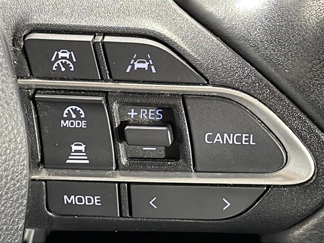 ヴォクシー ハイブリッドS-Z 純正10.5型ナビ フリップダウンモニター バックカメラ レーダークルーズコントロール フルセグ シートヒータ 両側パワースライドドア レーンキープアシスト オートハイビーム コーナーセンサー(9枚目)