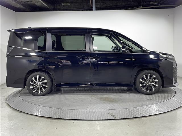 ヴォクシー ハイブリッドS-Z 純正10.5型ナビ フリップダウンモニター バックカメラ レーダークルーズコントロール フルセグ シートヒータ 両側パワースライドドア レーンキープアシスト オートハイビーム コーナーセンサー(25枚目)