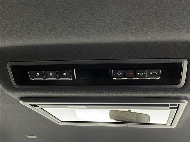 ヴォクシー ハイブリッドS-Z 純正10.5型ナビ フリップダウンモニター バックカメラ レーダークルーズコントロール フルセグ シートヒータ 両側パワースライドドア レーンキープアシスト オートハイビーム コーナーセンサー(43枚目)