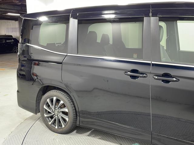 ヴォクシー ハイブリッドS-Z 純正10.5型ナビ フリップダウンモニター バックカメラ レーダークルーズコントロール フルセグ シートヒータ 両側パワースライドドア レーンキープアシスト オートハイビーム コーナーセンサー(65枚目)