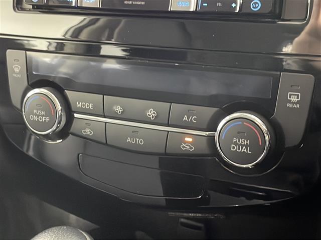 エクストレイル ２０Ｘ　ハイブリッド　エマージェンシーブレーキＰ　社外ナビ　シートヒーター　衝突軽減ブレーキ　車線逸脱警報　誤発進抑制機能　ヒルディセントコントロール　ＬＥＤヘッドランプ　フォグランプ　１８インチＡＷ　フルセグＴＶ　ＥＴＣ　ドラレコ　スマートキー（28枚目）