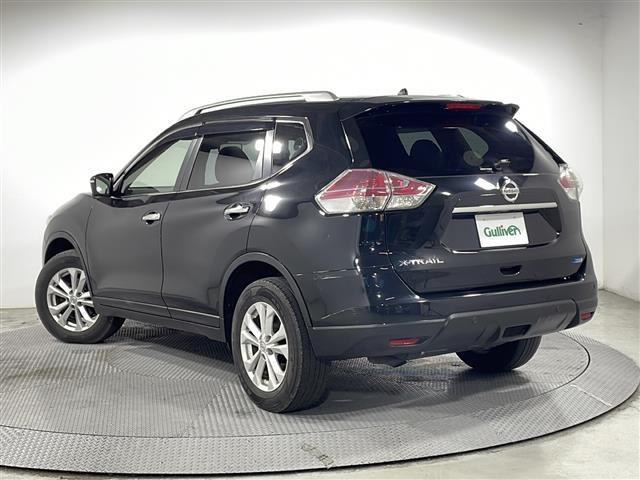 エクストレイル ２０Ｘｔ　エマージェンシーブレーキパッケージ　純正ナビ　アラウンドビューモニター　ブラインドスポットモニター　シートヒーター　電動リア　ＥＴＣ　ＬＥＤヘッドライト　クルーズコントロール　ＤＶＤ　エマージェンシーブレーキ　レーンキープ　フォグランプ（22枚目）